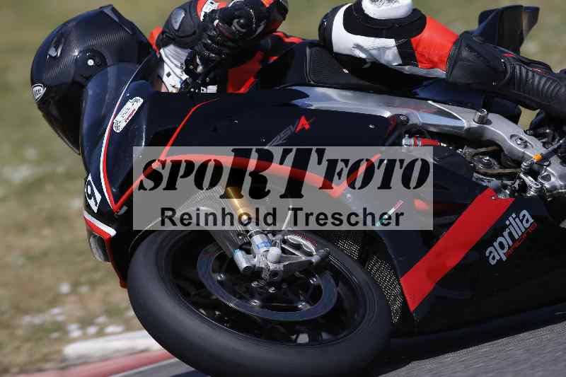 /Archiv-2023/28 05.06.2023 Moto Club Anneau du Rhin/rouge-expert/9